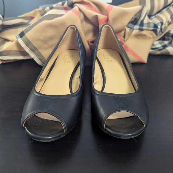 NEW Naturalizer Black Wedge Leather Pumps Size 7 Contrast Peep Toe Comfort - Picture 1 of 8